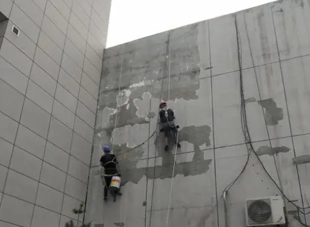 铁山港楼顶漏水维修公司分享下铁山港外墙防水的注意事项
